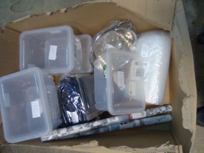 1559 / Lot D'Environ DE 13 Produits Vendus EN L'Etat A…