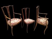 Un mobilier de salon anglais de style Adam comprenant un can… (photo 4)