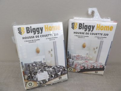 two boxes of biggy home house de couette z20