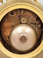 Garniture de cheminée, en bronze et marbre, à décor de carqu… (photo 4)