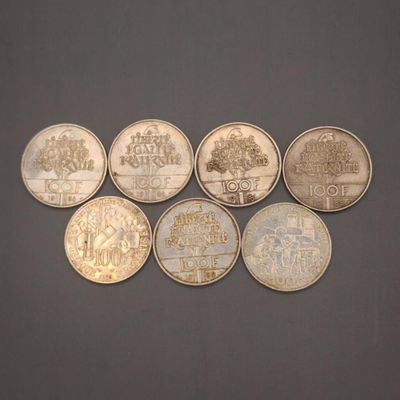 Lot de sept pièces de 100 francs en argent, type Révolution Française, - Photo 1