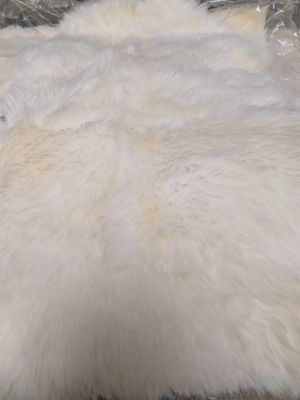 4 FOURRURES DE MOUTON BLANC CREME DIMENSION MOYENNE DE 90X55CM (expédi - Photo 1