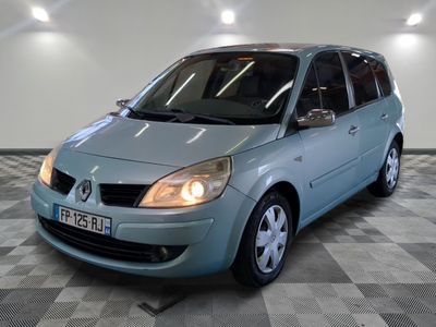 RENAULT - SCENIC 1.5 DCI 105 FAP LATITUDE - GO - Mise en ser…