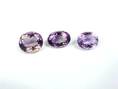 3 Améthystes ovales 13.03 cts 17x11.8x10.2 n°05520447