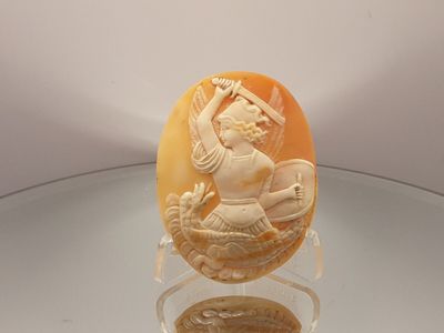 Camée en agate. 13,6 gr. H : 5 cm