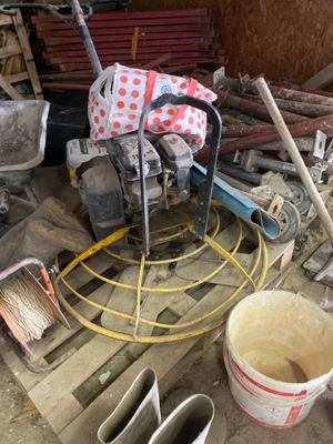 a small machine that is sitting on a pallet