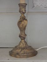 BOUGEOIR en bronze ciselé et doré à fût torse et base chanto… (photo 2)