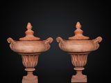 paire de grandes urnes en terre cuite