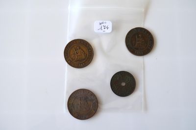 Un lot de 4 monnaies d'Indochine, diverses années.