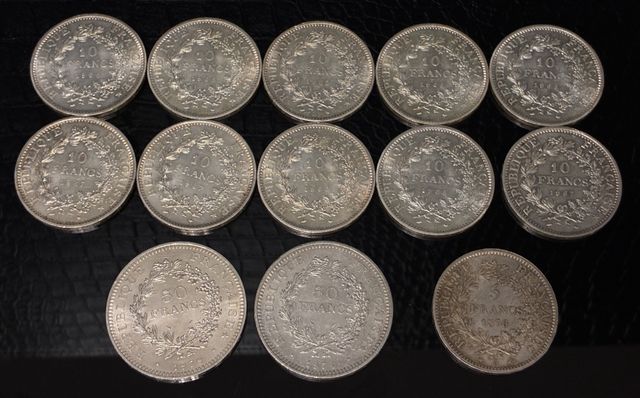 10 pièces de monnaie en argent de 10 francs Hercule, 2 pièces de ...