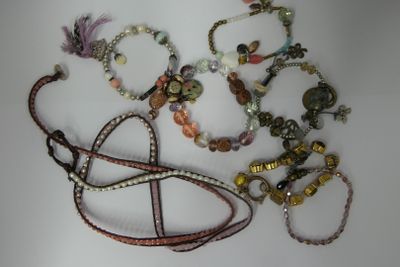 Lot de bracelets fantaisie de marques ZOE COSTE - REMINISCEN…