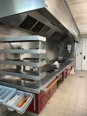 1 important piano grillade en inox RORGUE avec hotte VIM i… - Photo 1