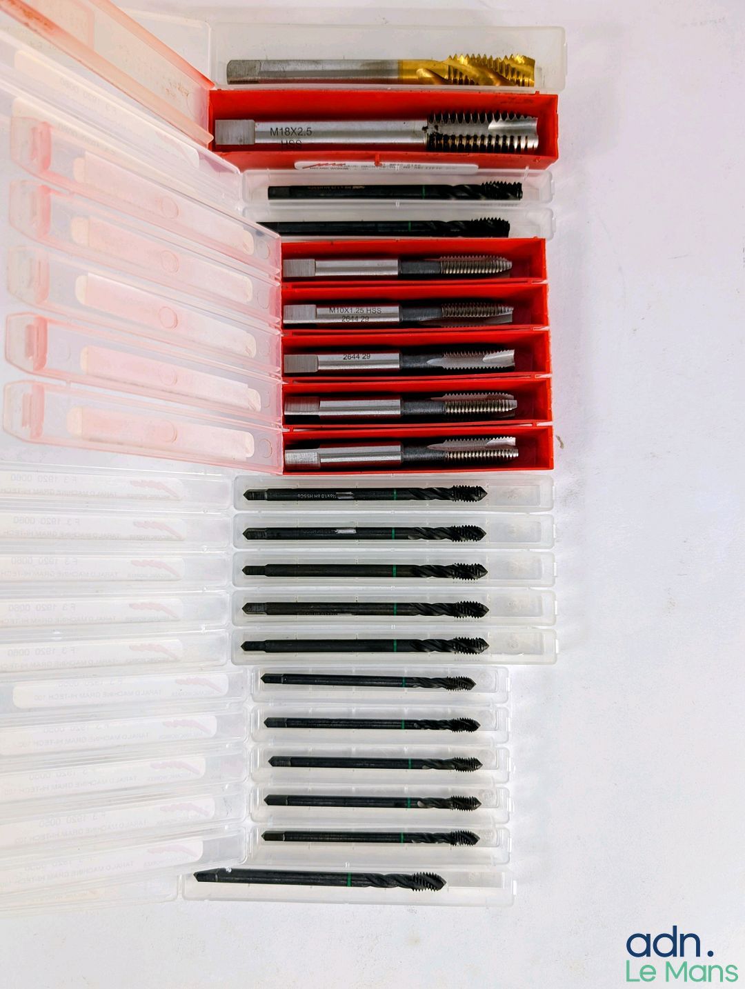 Lot de 20 tarauds machine. - Ce lot chez vous partout en Fra…