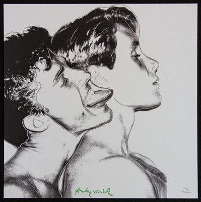 dessin représentant une femme et un homme se faisant face, les yeux fermés