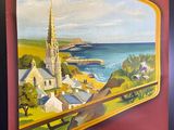 tableau représentant une vue d'un village avec une église en arrière-plan