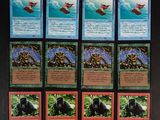 six cartes d'un jeu de cartes avec l'image d'un gorille en arrière-plan
