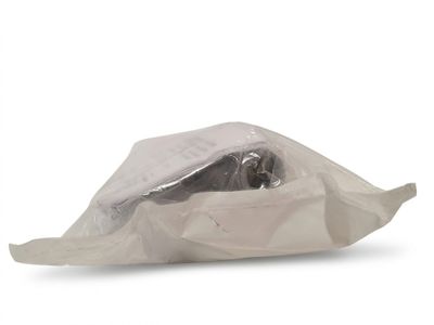 une image représentant un sac de provisions sur fond blanc