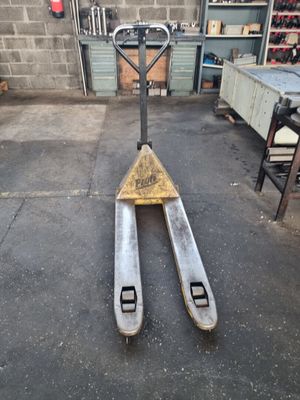 Transpalette YALE de 2002, capacité 2 tonnes * Retrait des l… - Photo 1