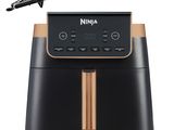 the ninja air fryer has a digital display on the side of it
