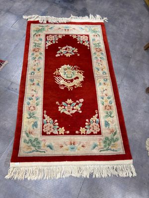 Tapis Chinois, fond rouge 158 cm x 91 cm ( sans les franges …
