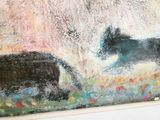un tableau représentant deux chiens courant dans un champ de fleurs