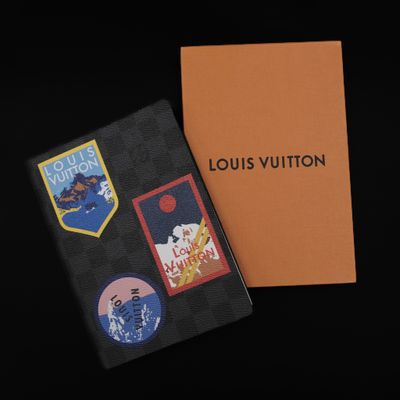louis vuitton passport case with stickers
