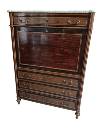 Secrétaire en acajou et placage d'acajou, montants arrondis …