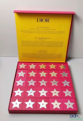 Coffret cadeau Dior Holiday dans un écrin rose