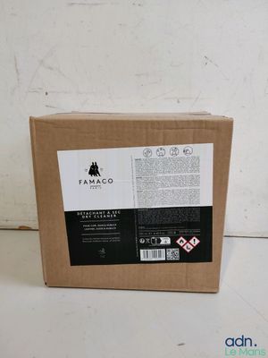 the box is empty and ready to be packed with the contents