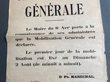 Une vieille annonce de journal annonce la parution de la publication de la publication