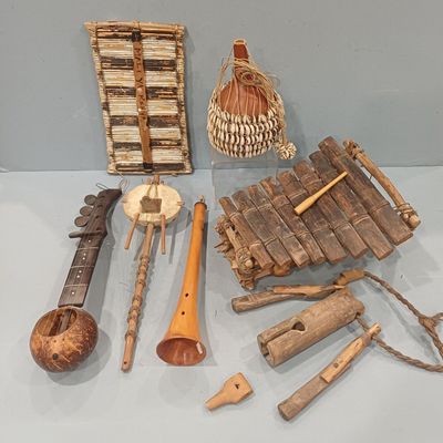 a lot of items that are sitting on a table