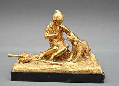 Le petit vagabon, sujet en bronze doré sur socle de marbre n…