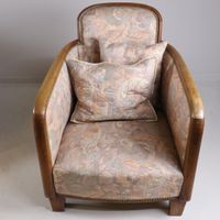 Paire de fauteuils club. Vers 1930. (photo 3)