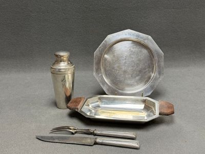 Ensemble de pièces en métal argenté: