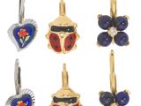 quatre paires de breloques en forme de coccinelles ornées de pierres bleues, rouges et jaunes