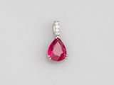un pendentif en rubis et diamants, taillé en forme de poire