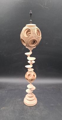 Structure aux "boules de Canton" en érable et ébène