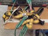 tout un tas d'outils qui traînent dans une boîte
