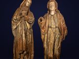 une paire de figurines en bois sculpté représentant la Vierge à l'Enfant