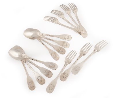 SUITE DE SEPT COUVERTS et UNE CUILLER en argent, PARIS 1789  par Gabri