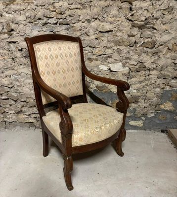 Fauteuilen placage d'acajou, accotoirs en console à enroulem…