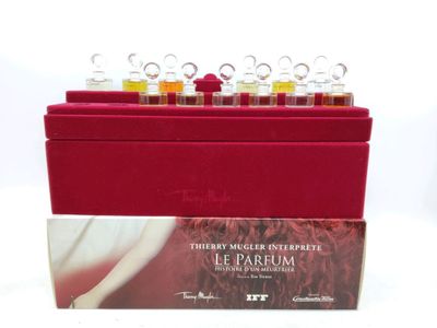 THIERRY MUGLER. Coffret "Le Parfum" d'après le film "Histoir…