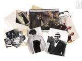 une pile de vieilles photos de gens et de musique
