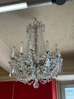 Lustre en bronze à riche décor de pampilles et enfilages de … (photo 2)