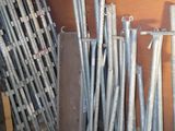 a lot of pipes that are in a room