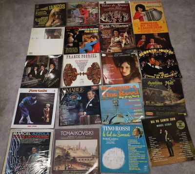 20 vinyles 33 tours Thématique : musique classique Dont Pier…