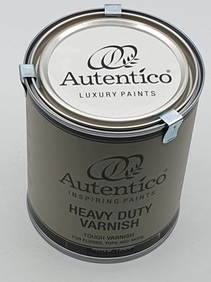AUTENTICO - Ce bidon contient 750 ml de vernis semi brillant…