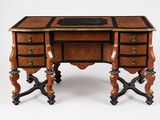 une image représentant un bureau avec des tiroirs et un plateau en marbre