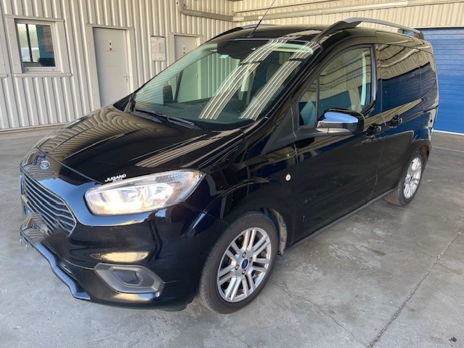 FORD - VP FORD TOURNEO COURIER TITANIUM 1,0E 100 CV BV6 - Ge…