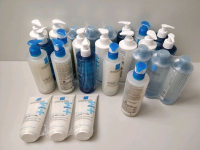 Lot de 26 produits cosmétiques LA ROCHE POSAY - NEUFS - TVA Récupérabl - Photo 1